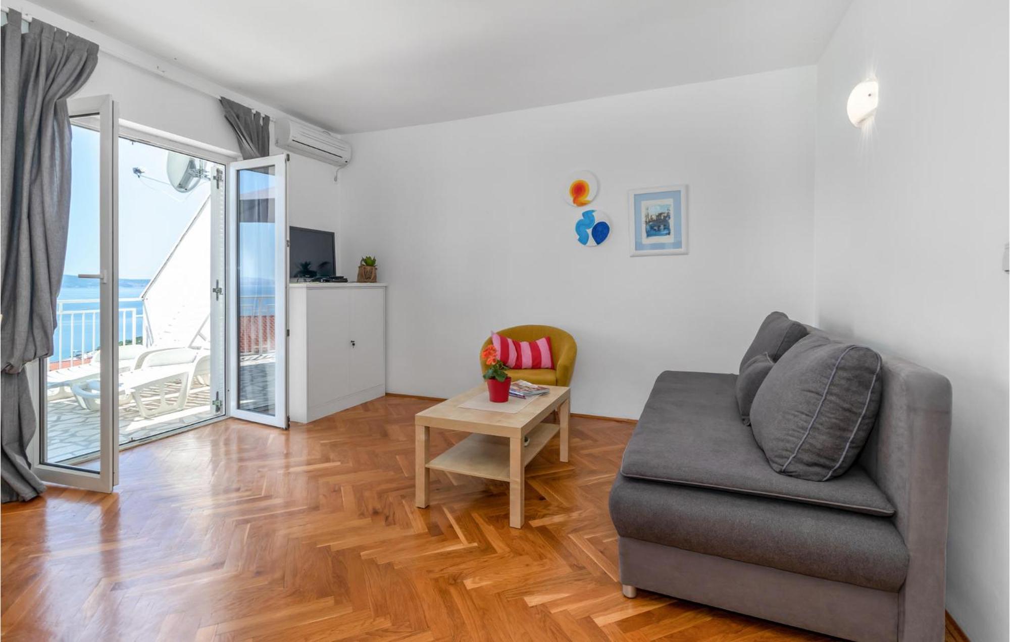 Lovely Apartment In Novi Vinodolski With Wifi Exteriör bild