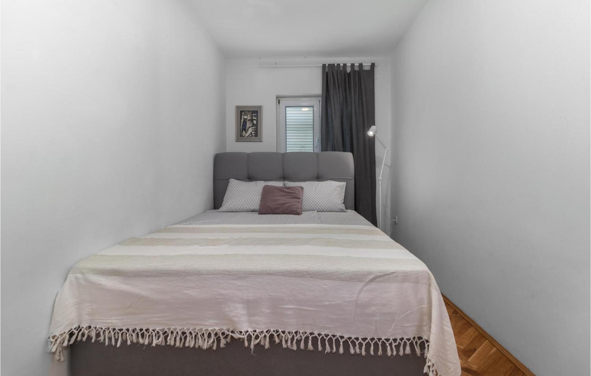Lovely Apartment In Novi Vinodolski With Wifi Exteriör bild
